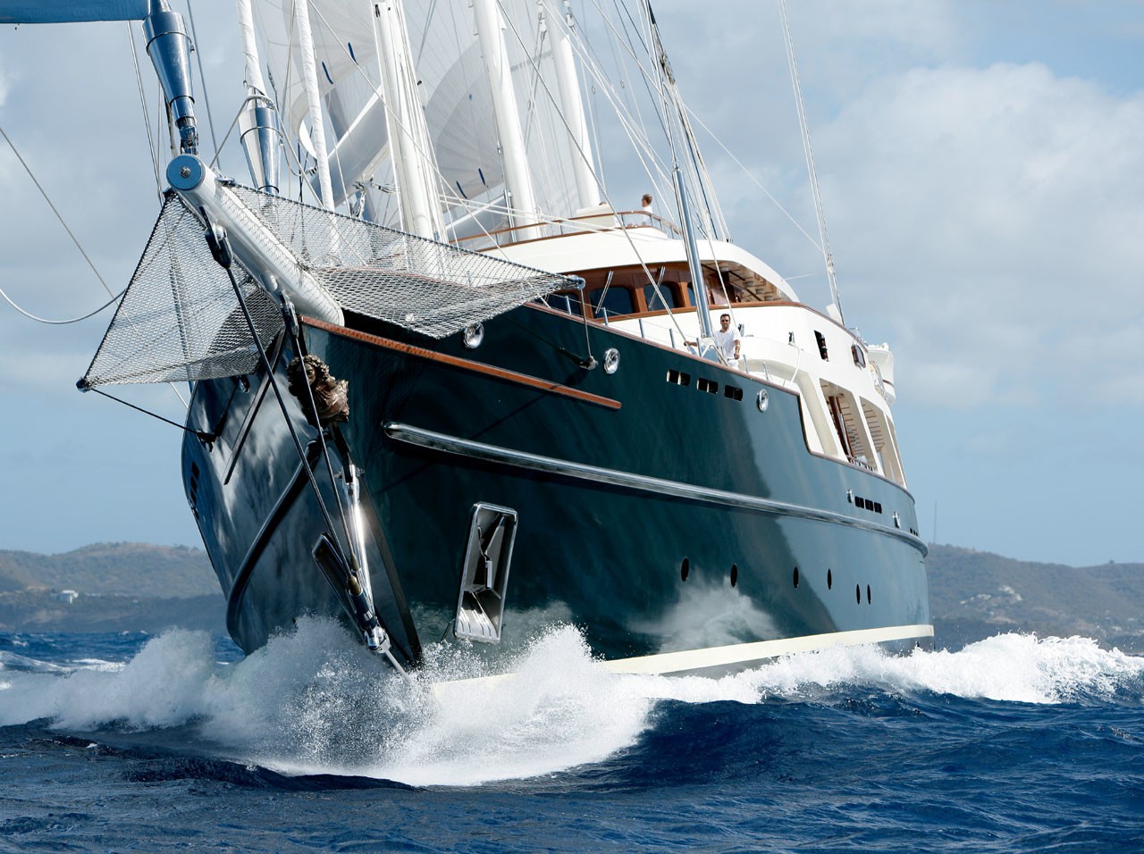 Yacht EOS, Lurssen CHARTERWORLD Luxury Superyacht Charters